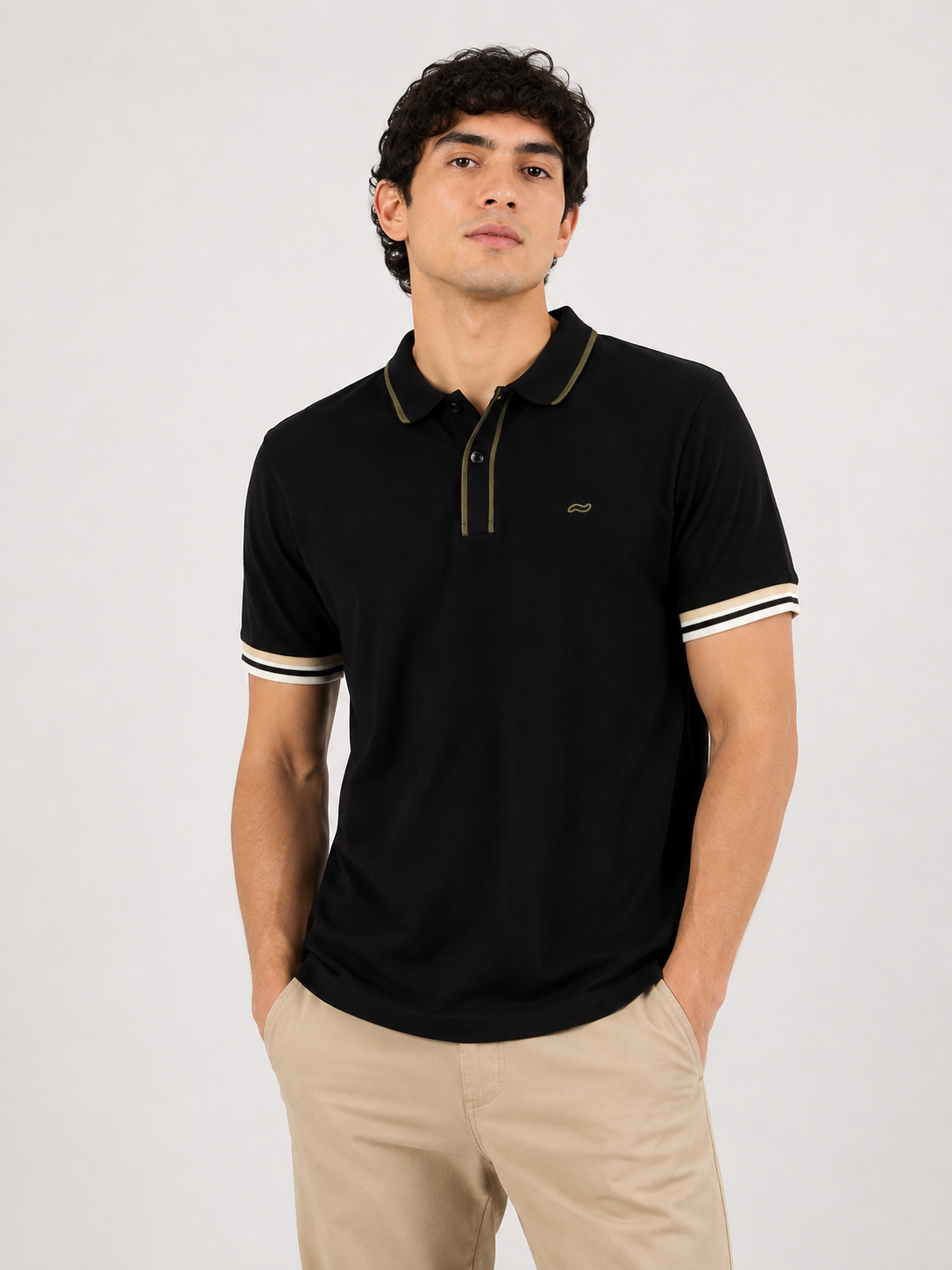 CAMISETA TIPO POLO NEGRO