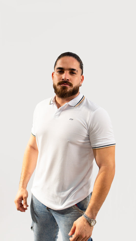 CAMISETA TIPO POLO BLANCA
