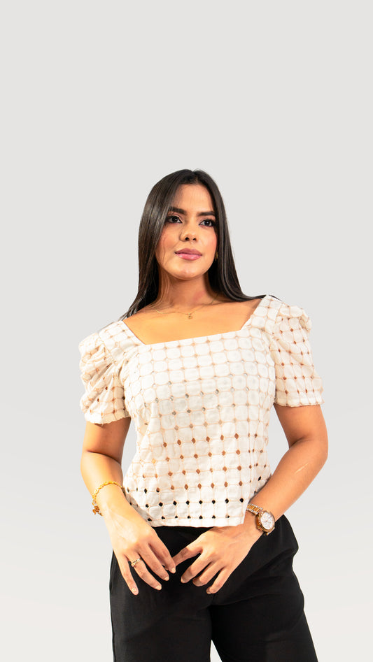 BLUSA DE CAÑAMO OJALILLO BEIGE