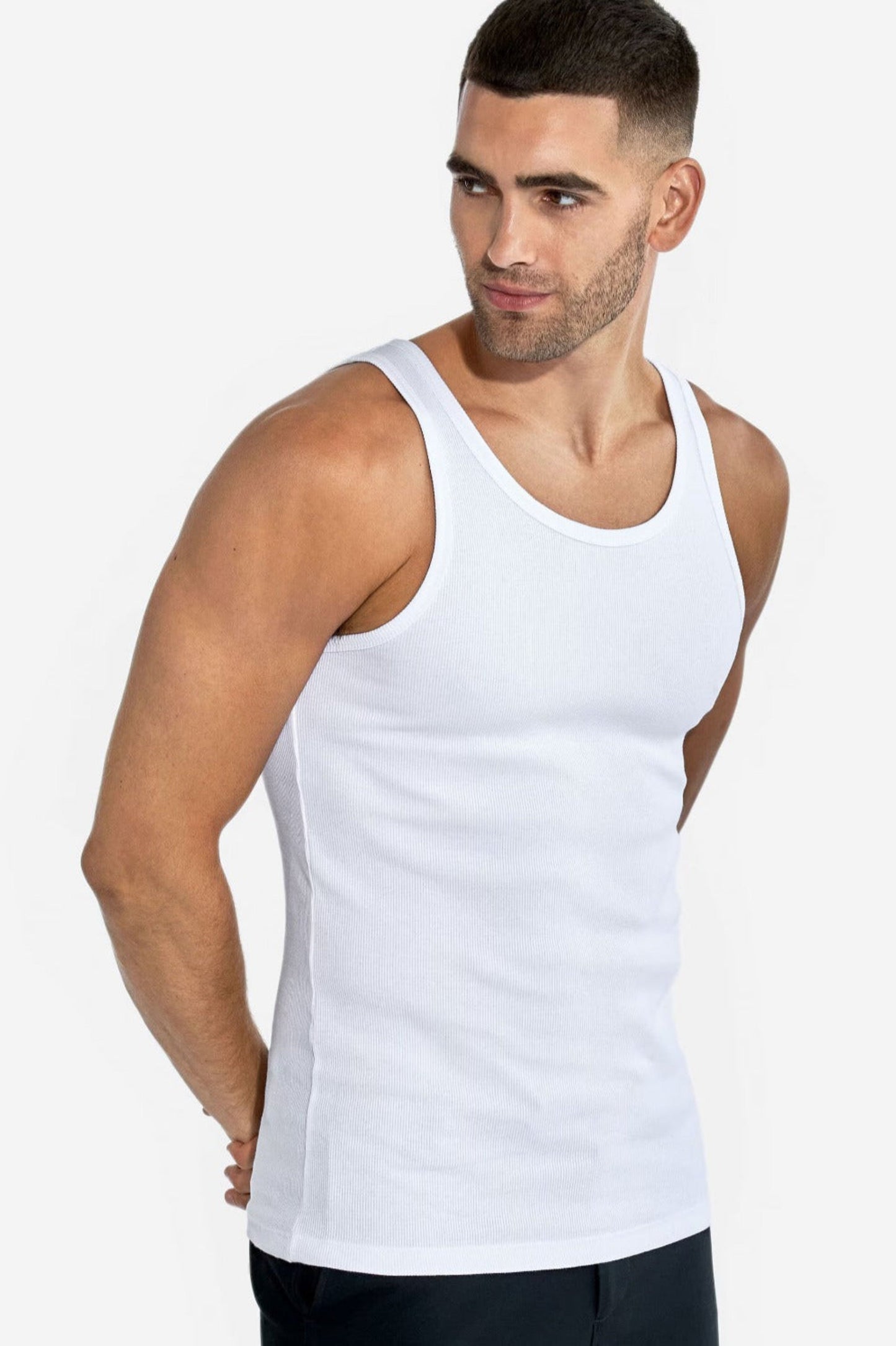 CAMISILLA DE HOMBRE EN ALGODON CAÑAMO.